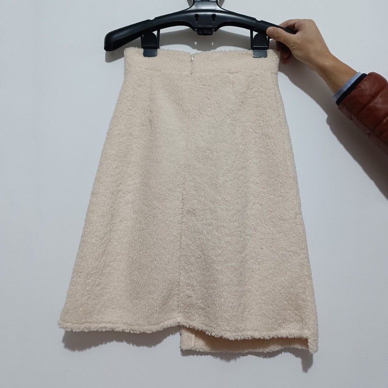 חצאית מיני דמוי פרווה